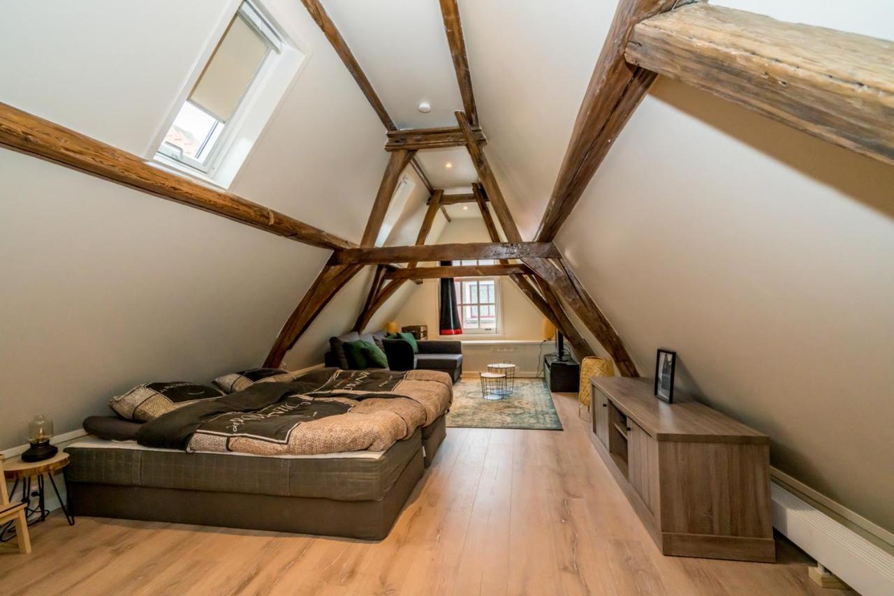 Pakhuis De Venkel - Zolder Studio Apartment Zierikzee Luaran gambar