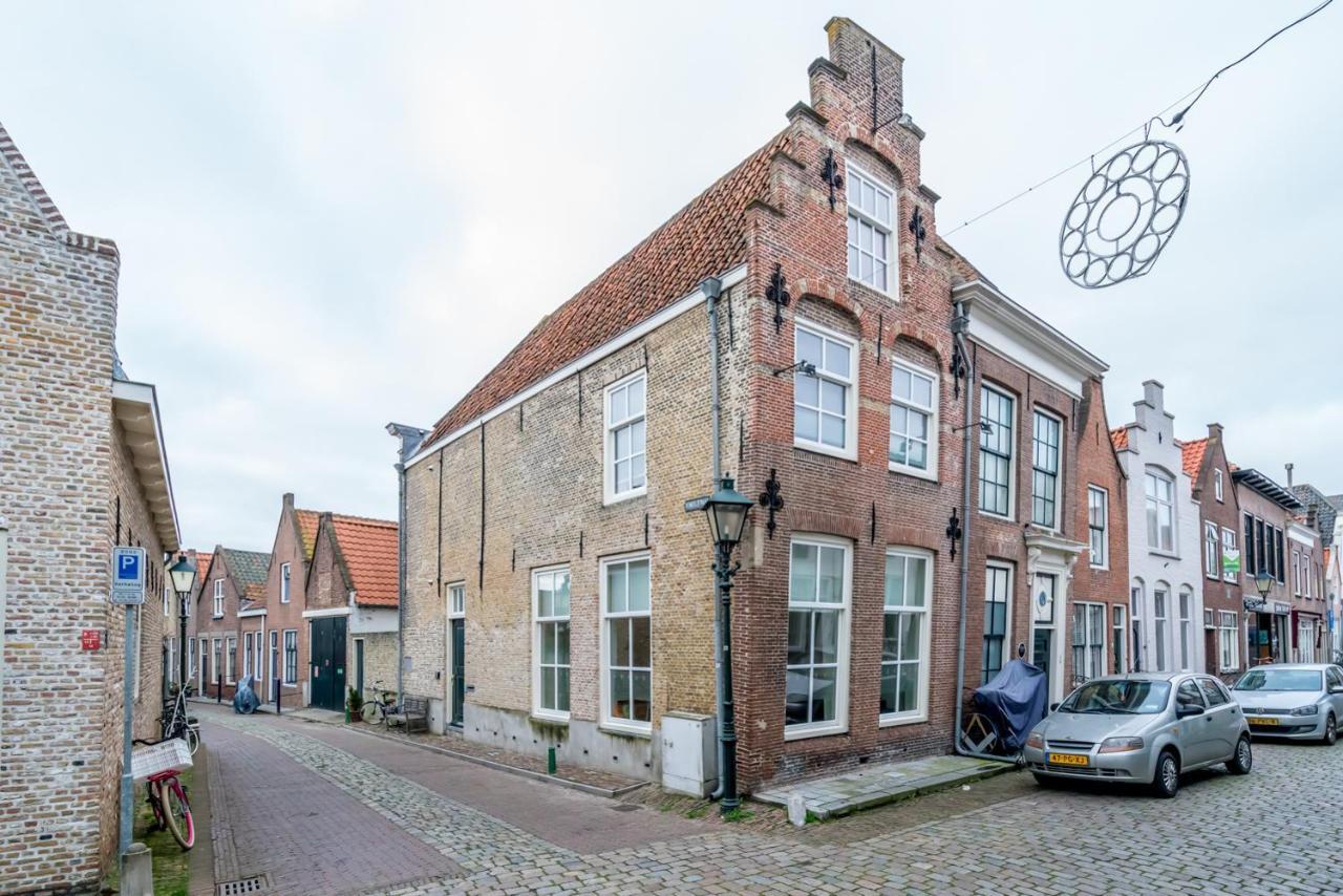 Pakhuis De Venkel - Zolder Studio Apartment Zierikzee Luaran gambar